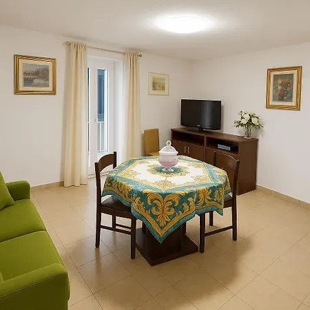 Apartment Segesta - Le Bouquet *